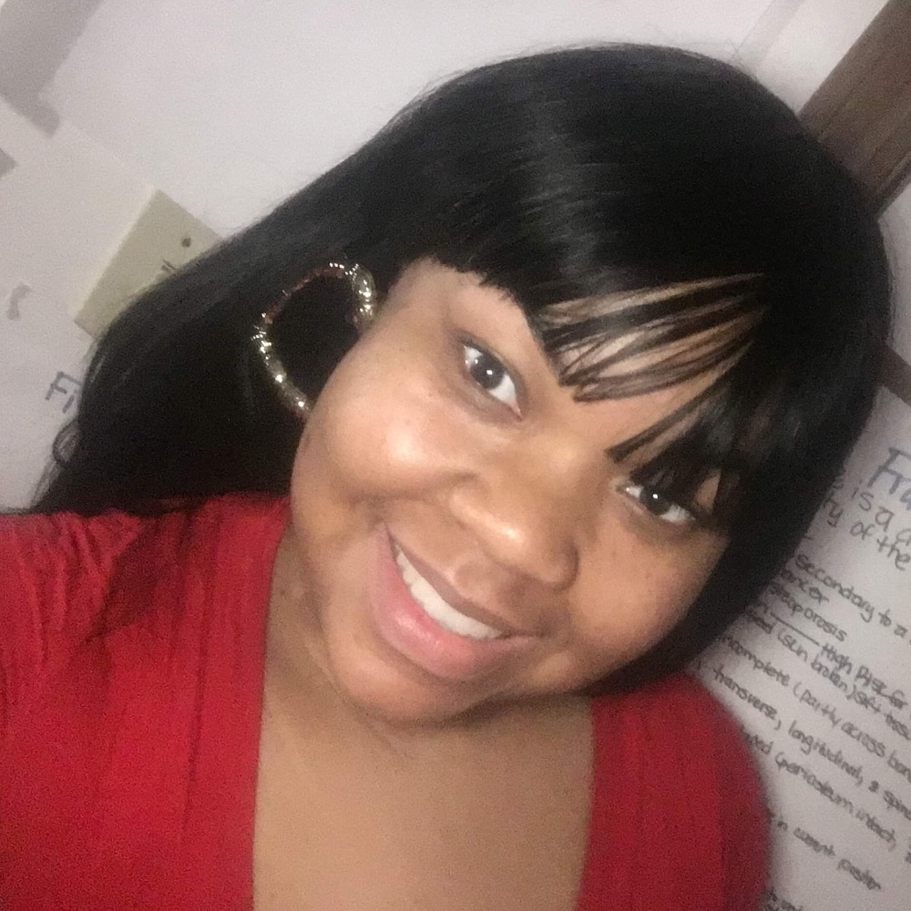 Meet your Posher, Denise